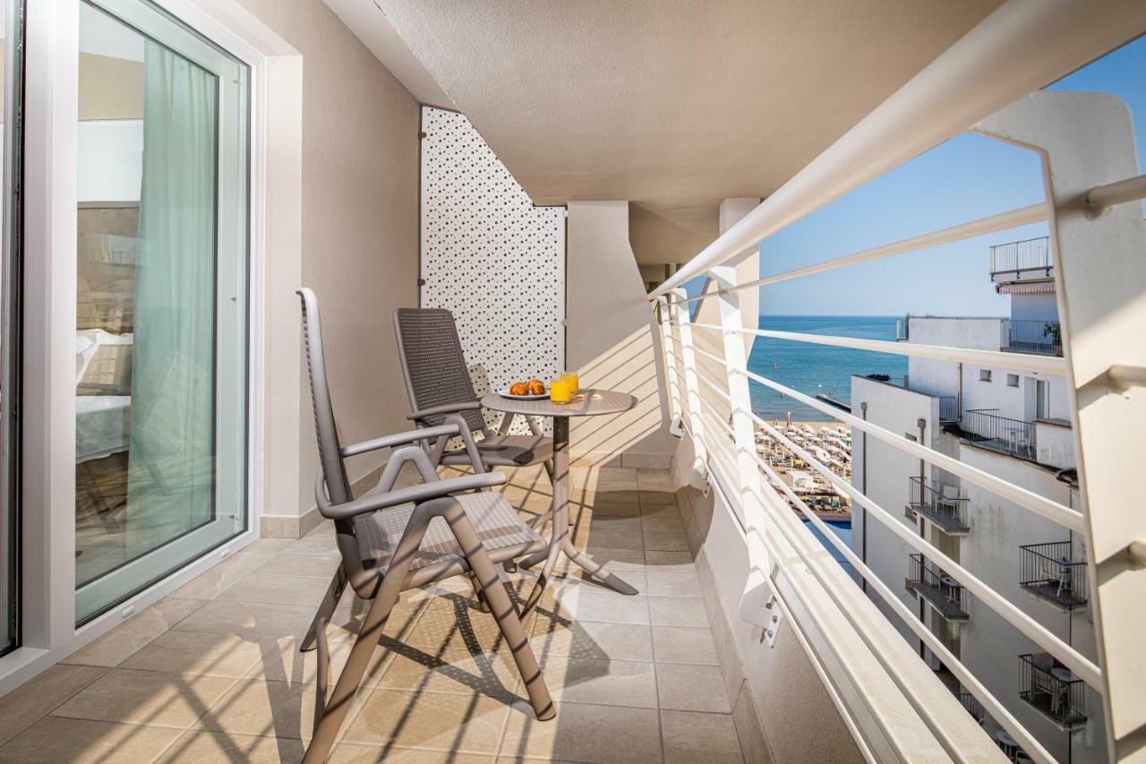 Panoramic Double Room Sofa Bed partial Sea View