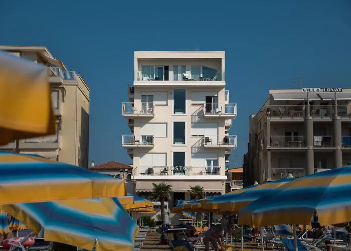 Boston 3 Stelle Superior FrontemareHotel Jesolo